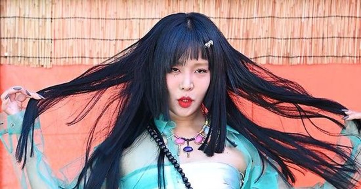 랄랄, 하와이 비행…