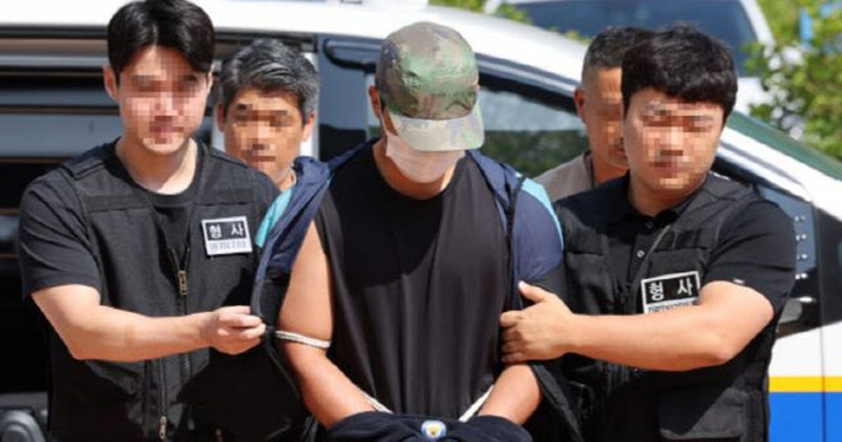 화장실서 발견된 여…