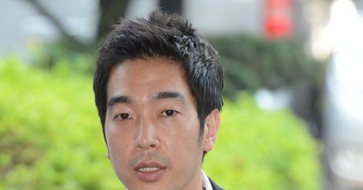 ‘미성년 성폭행’ 고영욱 “13년간 실업자, 우리 개들 사룟값 벌 방법 없나” 토로