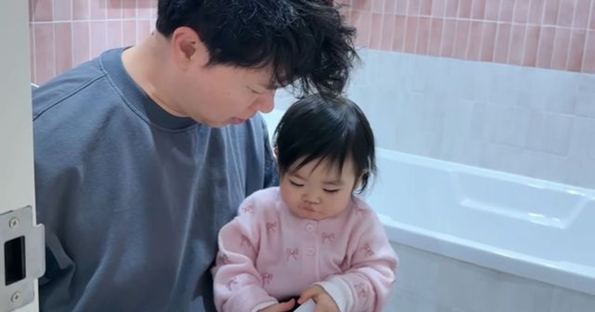 박수홍, 껌딱지 딸 때문에 화장실도 못 간다… 웃픈 일상 (행복해다홍)