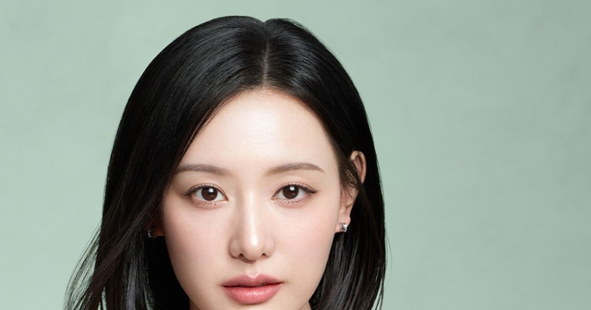 김지원, 세련미 가득…‘단발병’ 유발자 등장 [화보]