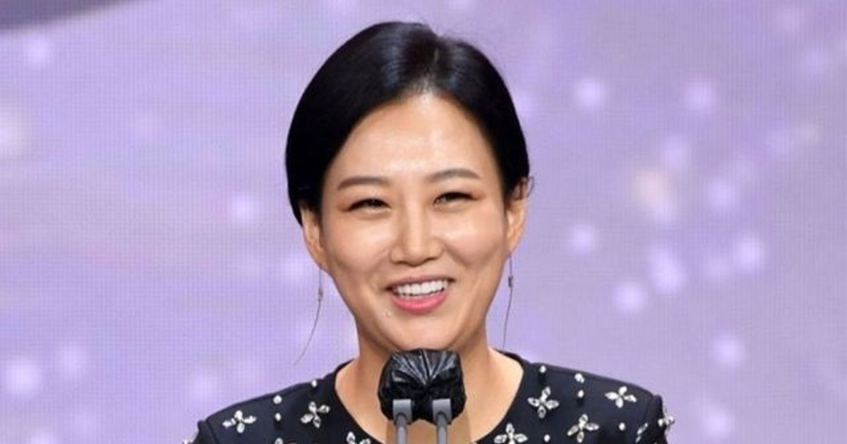 [속보] 장윤정 이름 팔아 사기 친 母, 눈물 호소에도 결국 실형…징역 10개월