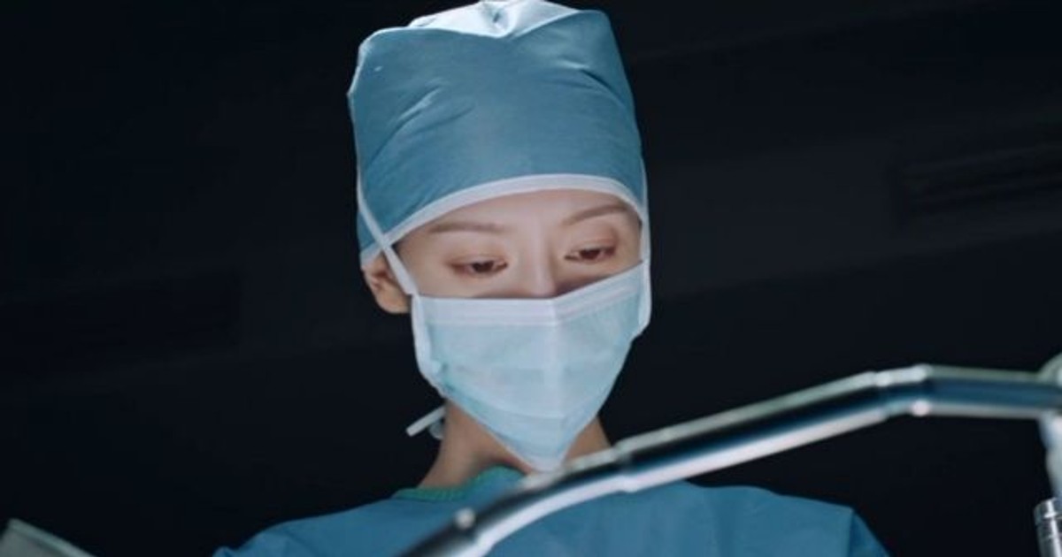 환자 배 열었더니 의사 이니셜이? 소름 돋는 반전